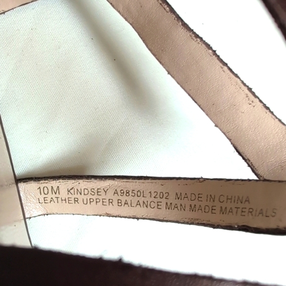 Franco Sarto Kindsey Buckle Detail/Wedge Heel Leather Sandal Size 10 NWOB - Picture 7 of 8